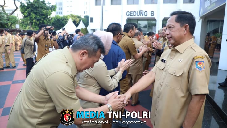 Halalbihalal Kemendagri dan BNPP, Mendagri Ajak Koreksi Diri untuk Tingkatkan Pelayanan