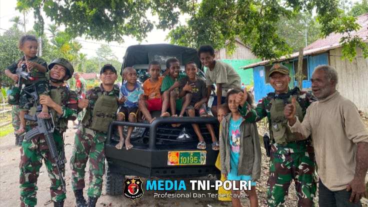 Peduli Pada Kesehatan Warga Perbatasan Papua, Satgas Yonif 131/BRS Berikan Pengobatan Gratis di Kampung Pound