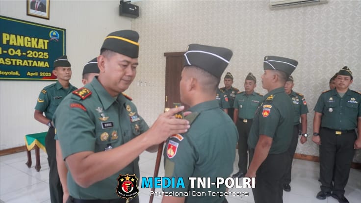 Dandim Pimpin Upacara Kenaikan Pangkat Prajurit Kodim Boyolali Atas Dedikasi Dan Loyalitasnya