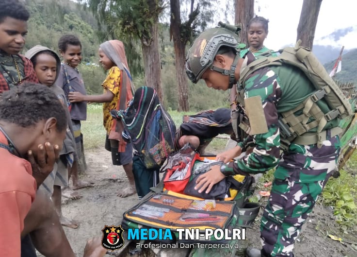 Langkah Kecil di Dambed, Makna Besar dari Satgas TNI yang Mengobati