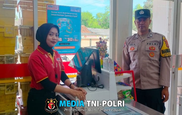 Ciptakan Rasa Aman, Bhabinkamtibmas Polsek Seputih Banyak Rutin Sambangi Warga Binaan Sampaikan Pesan Kamtibmas