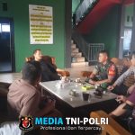 Sinergitas TNI Polri Polsek Cijeruk Sambang Dialog Ajak Jaga Kondusifitas Cegah Gangguan Kamtibmas