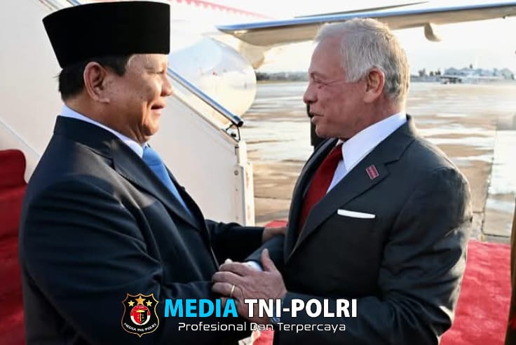 Sambutan Hangat dan Penghormatan Tingy, Presiden Prabowo Disambut Langsung Raja Abdullah II di Amman