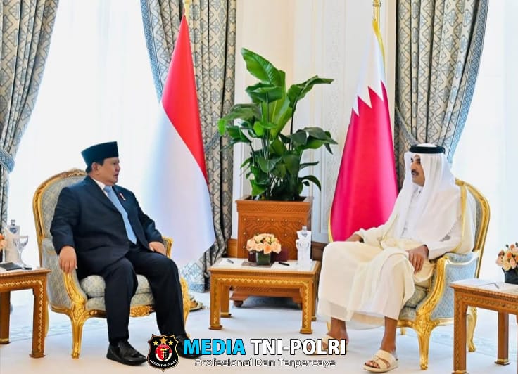 Pererat Hubungan Bilateral, Presiden Prabowo Disambut Hangat Emir Qatar di Istana Amiri Diwan