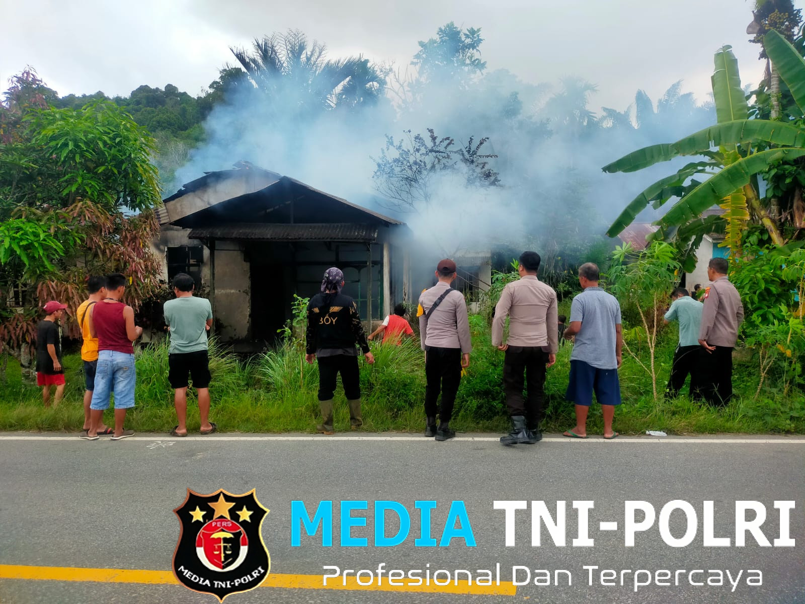 Kebakaran Rumah di Dusun Kayu Tanam, Mandor, Landak