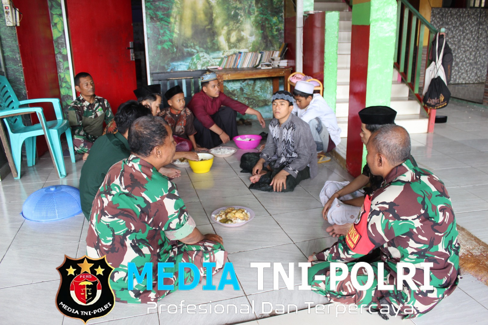 “Babinsa Tidak Hanya Memperbaiki Panti Asuhan kami, Tapi Juga Hati Kami”  Kebersamaan di Yayasan AS Shogiri