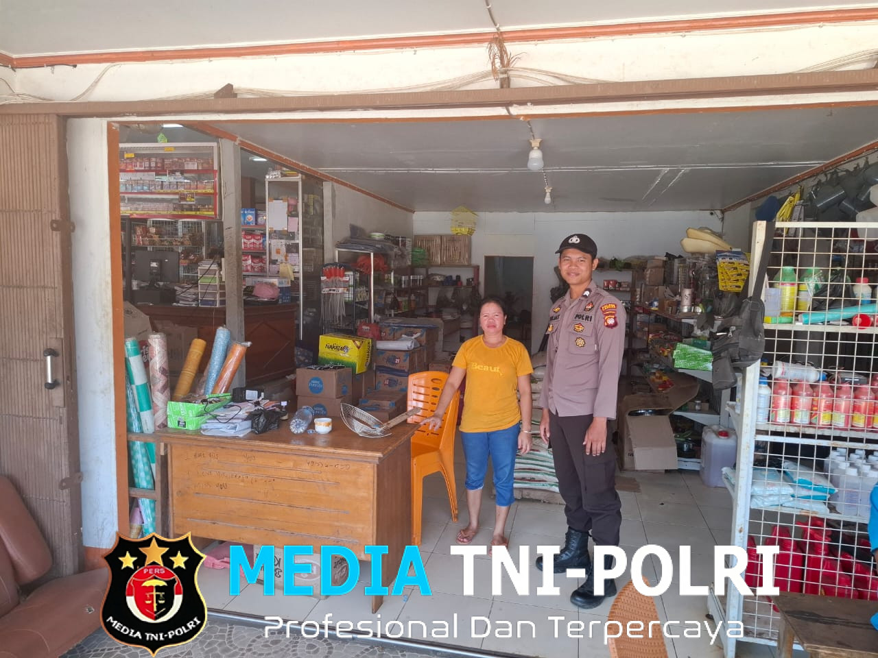 Patroli Dialogis Personel Polsek Kuala Behe Cegah Gangguan Kamtibmas