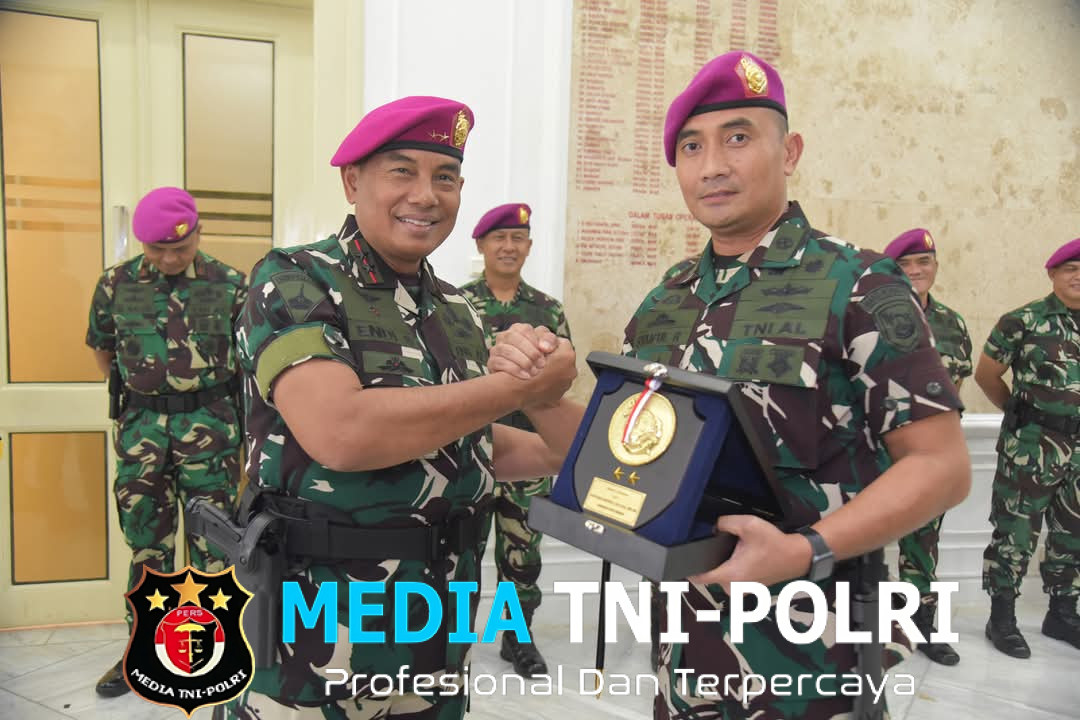 Dankomar Pimpin Upacara Serah Terima Kepala Akuntansi Komar