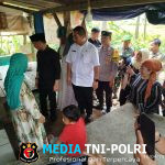 Anggota Polsek Cikarang Selatan Dampingi Bupati Bekasi Tinjau Pembangunan SPALD-S di Desa Serang