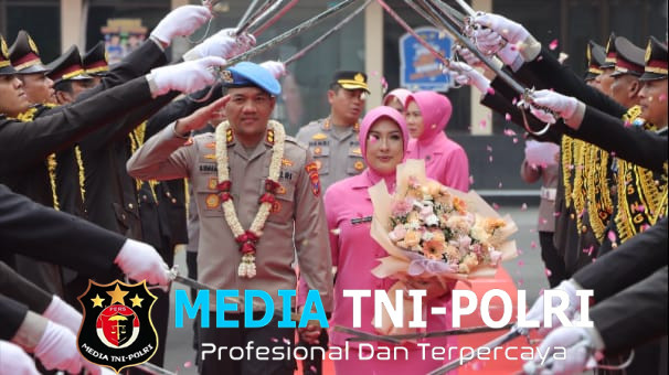 Serah Terima Jabatan Kapolres Nganjuk Digelar dengan Tradisi Kehormatan