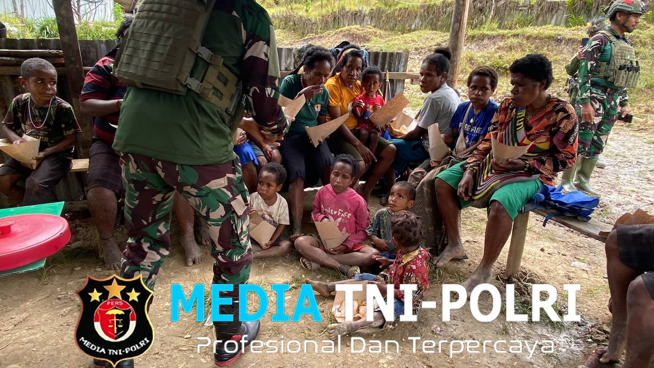 ‘Selalu di Hati, Selalu Dinanti’ Satgas TNI-Warga Papua Pegunungan Satukan Hati di Momen Paskah