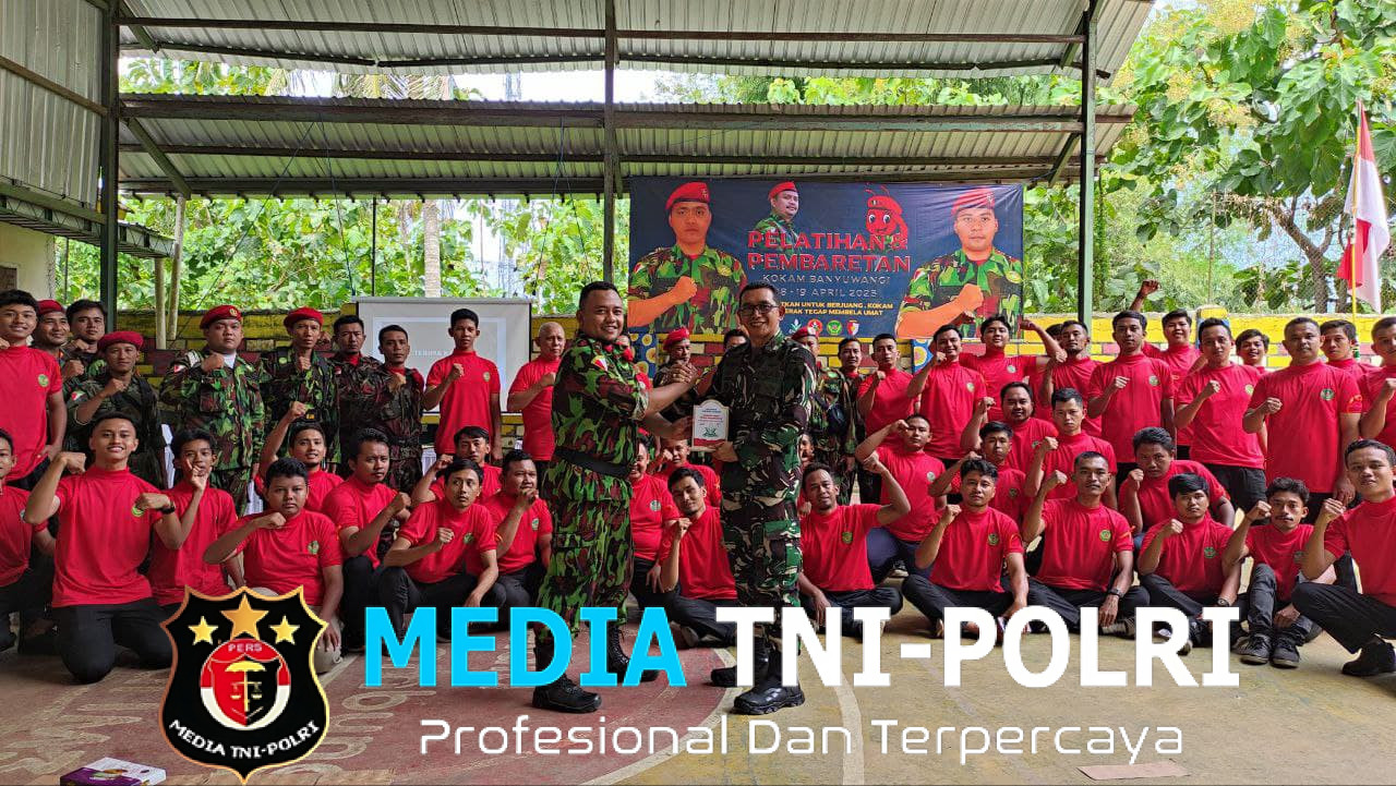 Dandim 0825/Banyuwangi Bekali Peserta Diklat Pembaretan Kokam dengan Wasbang dan Bela Negara