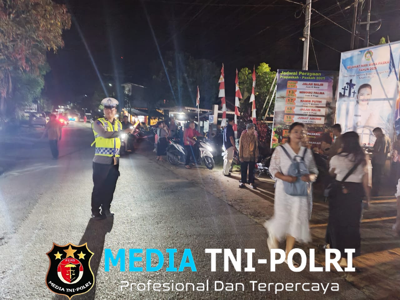 Polsek Mempawah Hulu amankan kegiatan Ibadah Sabtu Suci di Paroki Santo Yusuf Desa Karangan