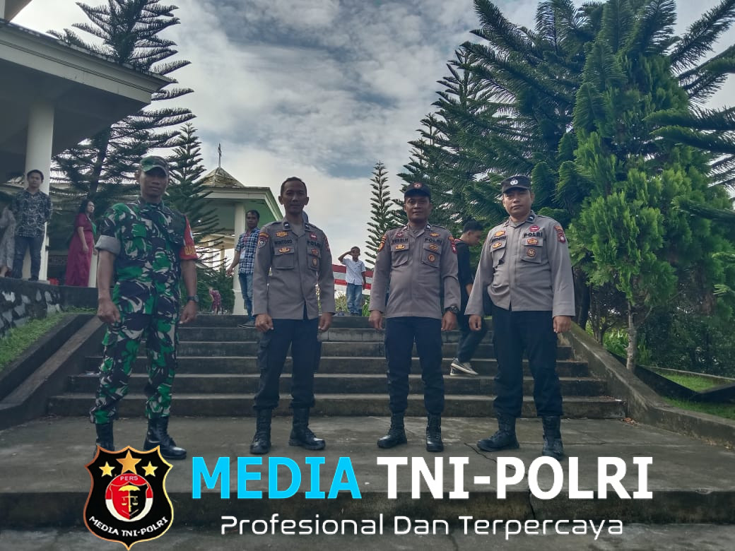 Polsek Menyuke Lakukan Pengamanan Ibadah Misa Hari Paskah
