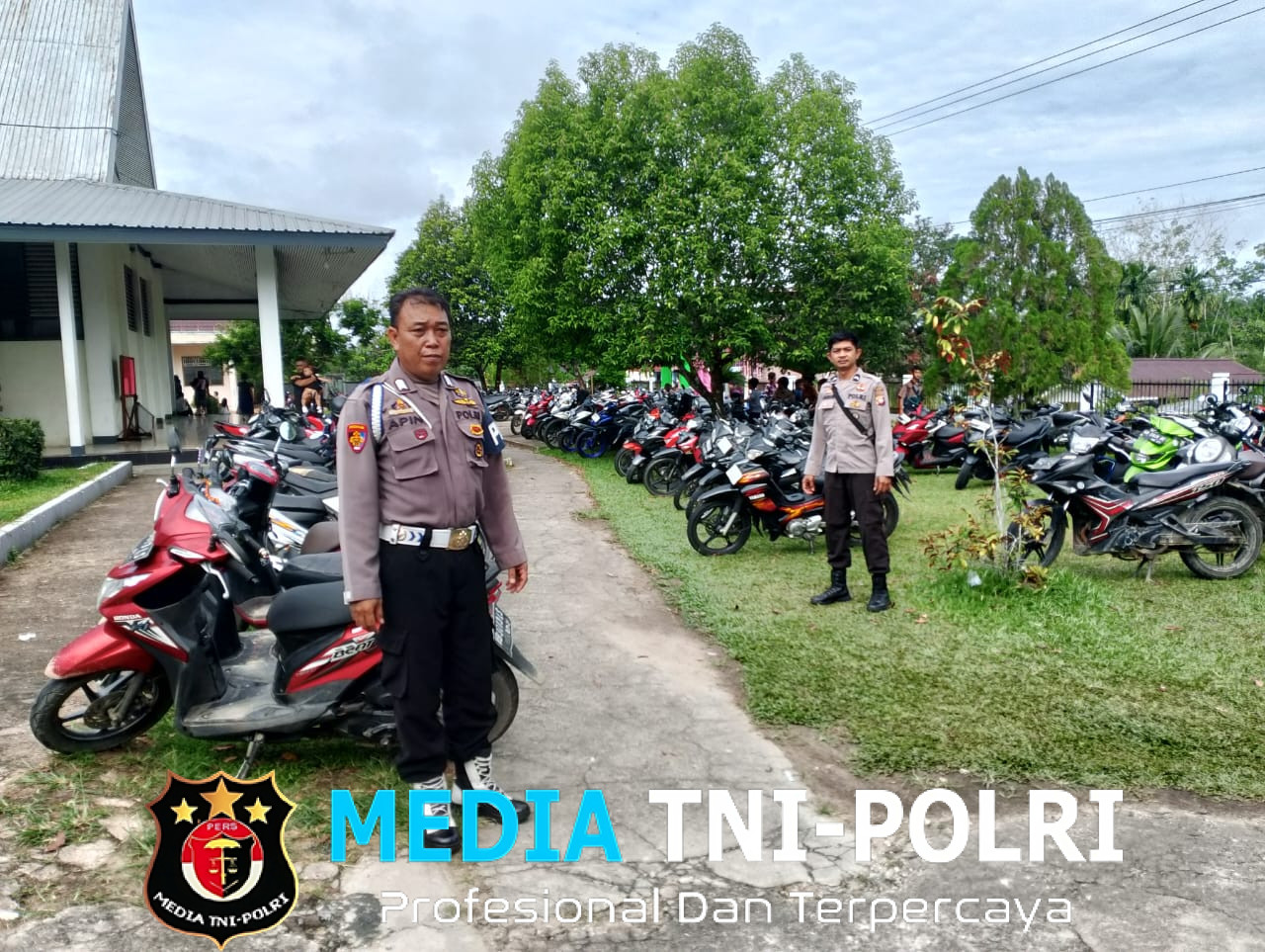 Polsek Menjalin Laksanakan Pengamanan Ibadah Paskah, Situasi Aman dan Kondusif