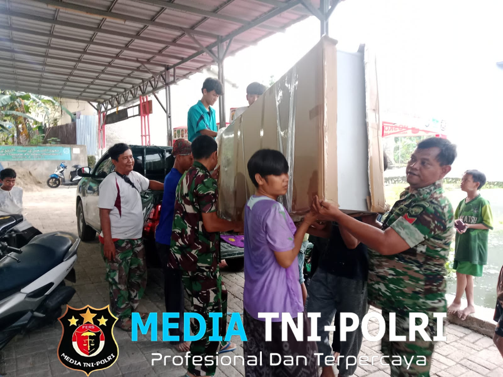 Menyulap Ruangan Kusam Menjadi Tempat Singgah Impian  Karya Bakti TNI Korem 051/WKT di Panti Asuhan As Soghiri