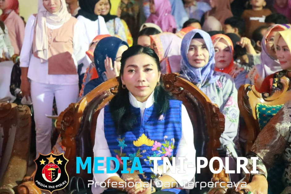 Kapolres Lampung Timur AKBP Heti Patmawati Hadiri Pemilihan Muli Mekhanai Lampung Timur 2025