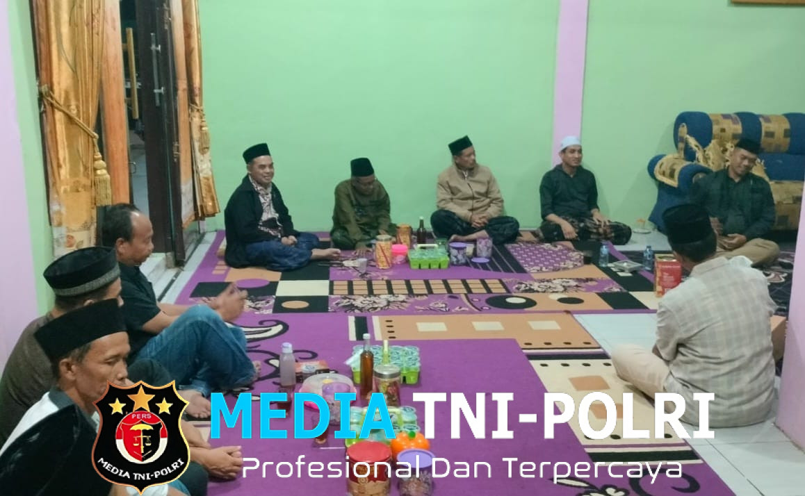 Pererat Silaturahmi, Kapolres Tanggamus Kunjungi Pimpinan Ponpes Al Qodir