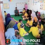 Babinsa Koramil Kalipare Berikan Pembekalan Semangat Kebangsaan kepada Siswa TK PGRI 14 Kalipare