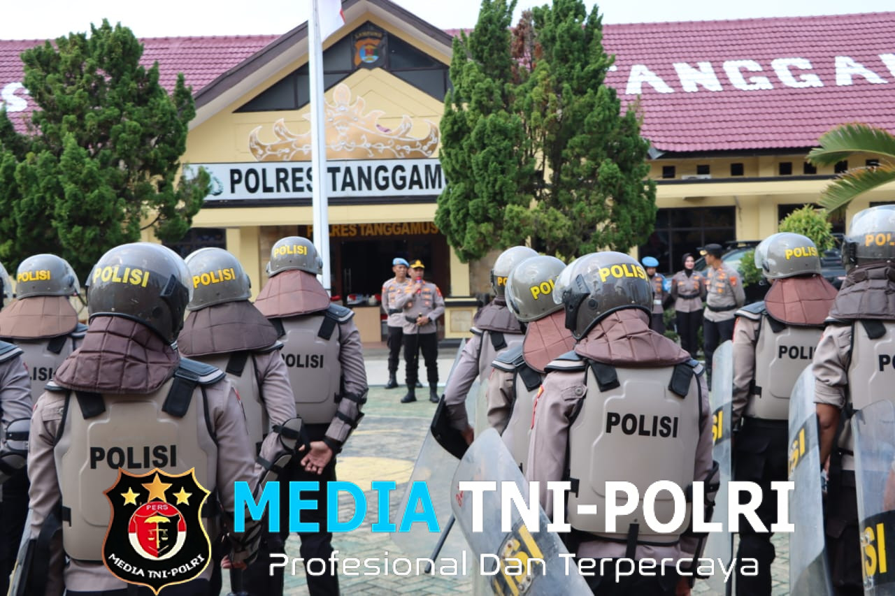 Polres Tanggamus Gelar Simulasi Pengamanan Unjuk Rasa Jelang May Day