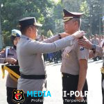 Polres Malang Gelar Upacara Kenaikan Pangkat Pengabdian, Tiga Personel Terima Penghargaan