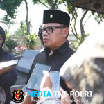 Sambangi Makam Bung Karno, Wamendagri Bima Ajak Pemda Jaga Nilai Luhur Daerah