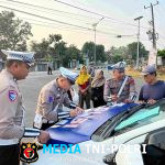 Razia Gabungan Sat Lantas Polres Tulang Bawang Barat Tindak Pelanggaran dan Sosialisasi Pajak Kendaraan