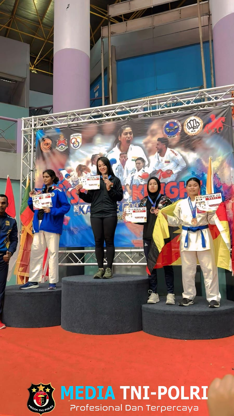 Bripda Jessica, Polwan di Polda Riau, Sabet Medali Emas Kejuaraan Karate di Malaysia