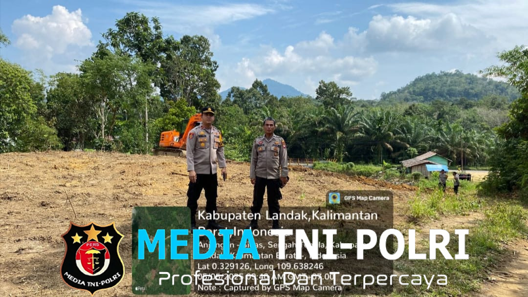 Polsek Sengah Temila Olah Lahan Tidur Jadi Kebun Jagung Percontohan