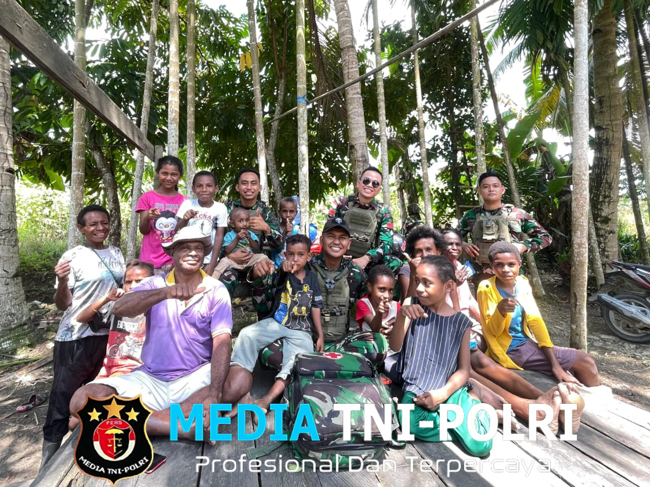 Kesehatan Pangkal Kesejahteraan, Satgas Yonif 131/Brajasakti Berikan Layanan Kesehatan Gratis Kepada Masyarakat Perbatasan Papua