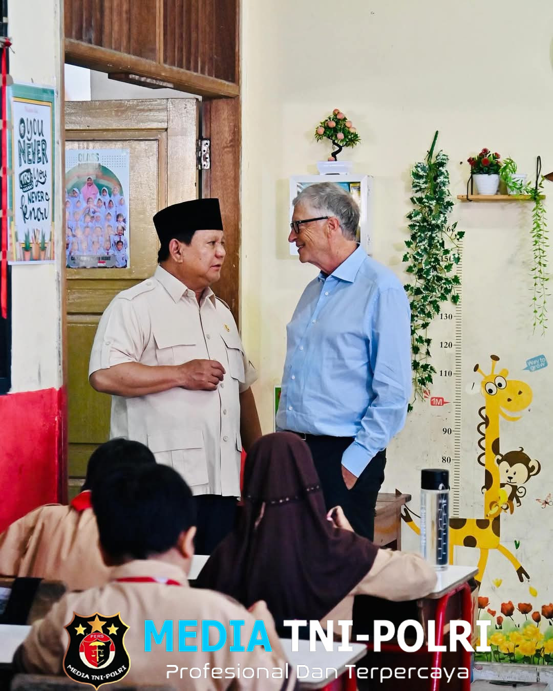 Tinjau Langsung Program MBG, Bill Gates Apresiasi Komitmen Indonesia