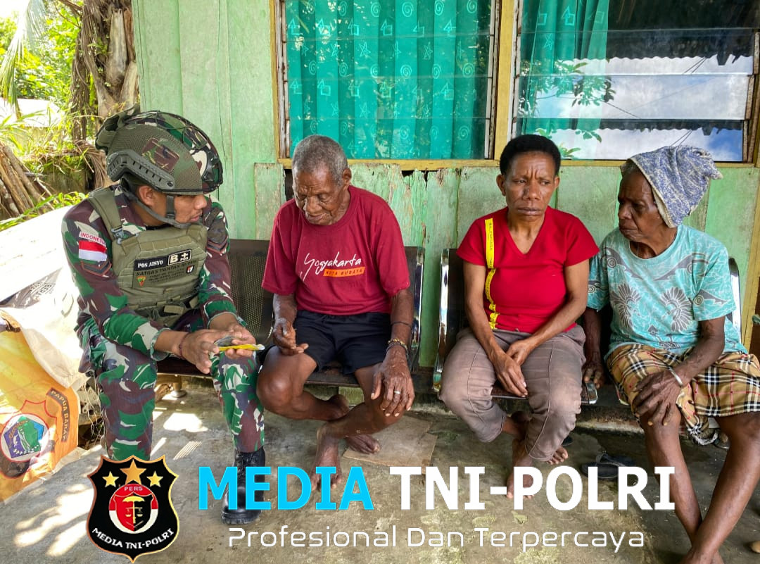 Satgas Yonif 762/Vira Yudha Sakti Laksanakan Pelayanan Kesehatan Keliling di Kampung Aisyo