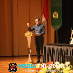 Di Wisuda Unpar, Wamendagri Bima Arya Kenang Prinsip “Buku, Pesta, dan Cinta” Semasa Kuliah