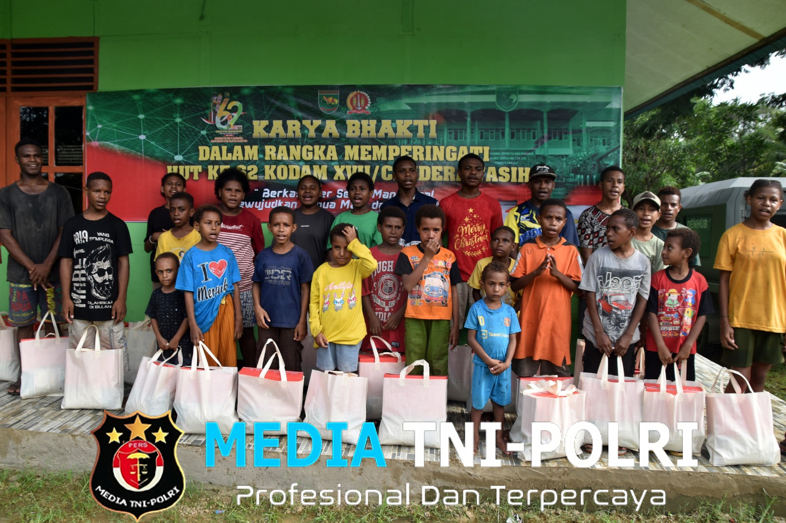 Tangan Kasih Prajurit Cendrawasih Bakti Nyata Untuk Negara dan Bangsa