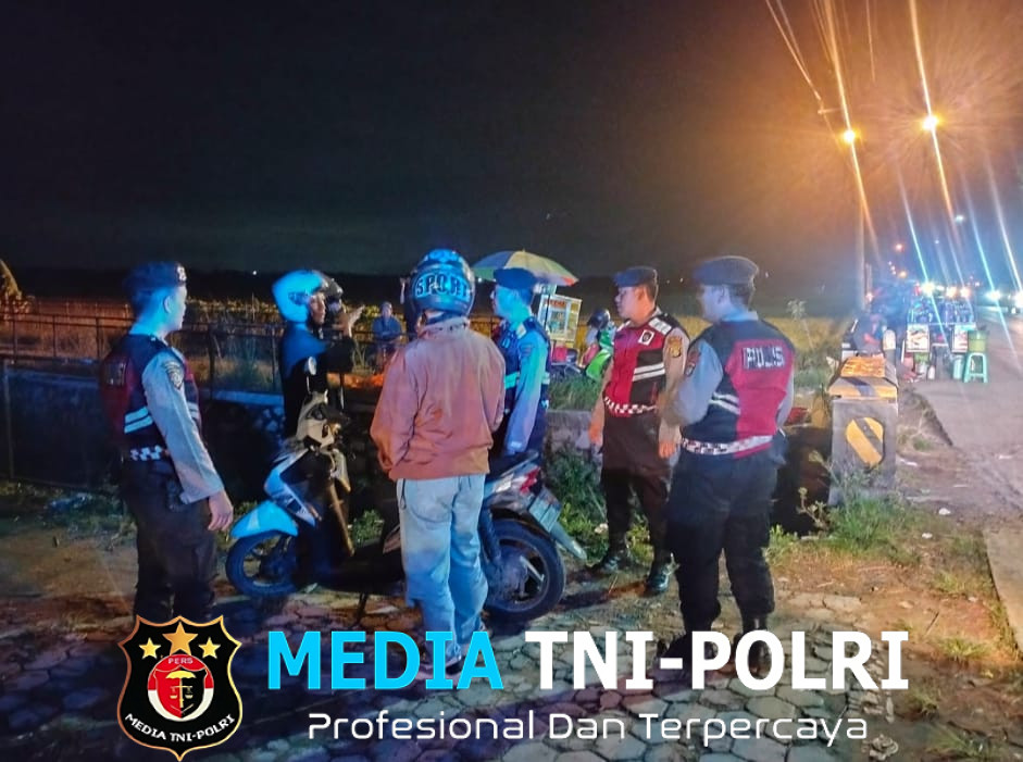 Cegah Premanisme dan Kriminalitas, Polisi Sisir Titik Rawan di Pringsewu