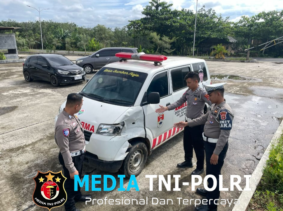 Kasat Lantas Polres Mesuji Menjelaskan Kronologis Kejadian Laka Lantas Mobil Ambulance dengan Sepeda Motor Vixion di Jalan Lintas Timur KM 187