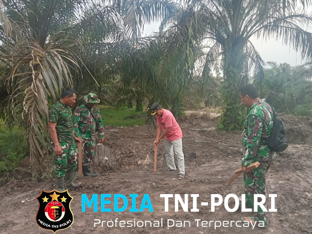 Aksi Nyata TMMD ke-124 Kodim 0320 Dumai Pemasangan Box Culvert di Bukit Kayu Kapur Terus Berjalan Lancar