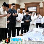 Presiden Prabowo Melayat Almarhum Eddie Mardjoeki Nalapraya Beliau Contoh Patriot Sejati