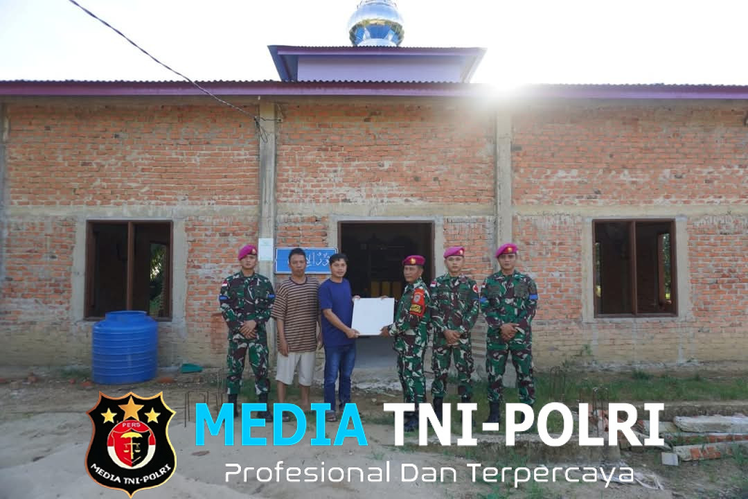 Dukung Pembangunan Masjid, Satgasmar Pam Ambalat XXX Beri Bantuan Material Bangunan