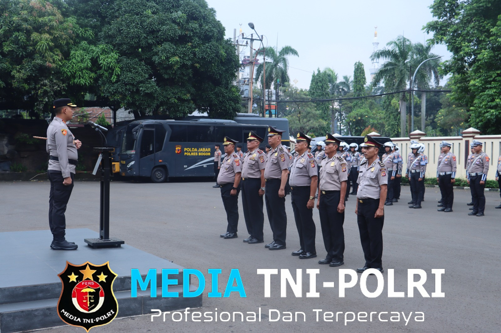 Polres Bogor Gelar Upacara Kenaikan Pangkat Pengabdian Personel TMT 1 Mei 2025