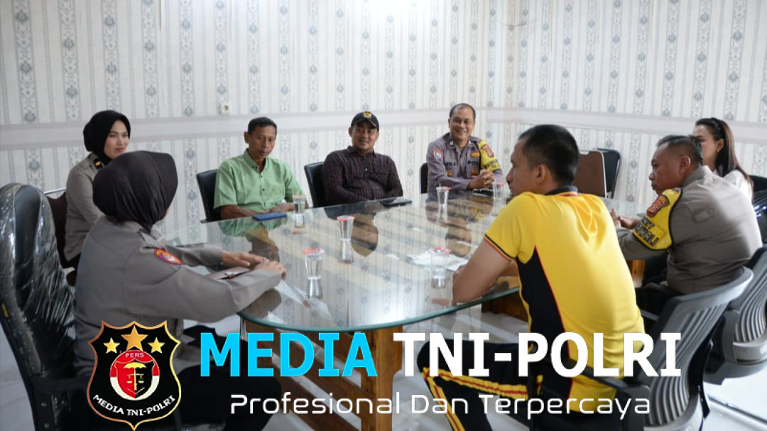 Polres Bogor Gelar Kegiatan Jum’at Curhat, Tampung Aspirasi Warga Desa Dramaga