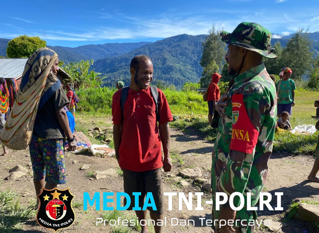 Mendukung Swasembada Pangan Babinsa Siriwo Bantu Merawat Tanaman Warga Binaannya