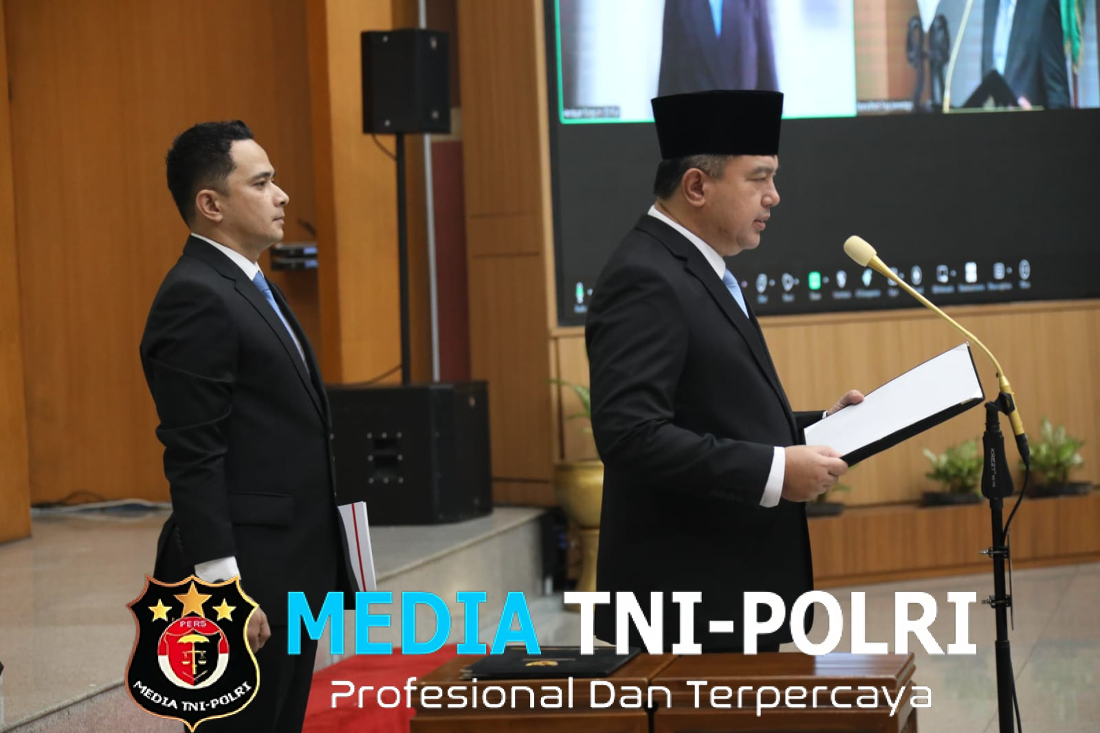 Lantik Pejabat Pimpinan Tinggi Pratama, Sekjen Kemendagri Tekankan Adaptasi Struktur Baru
