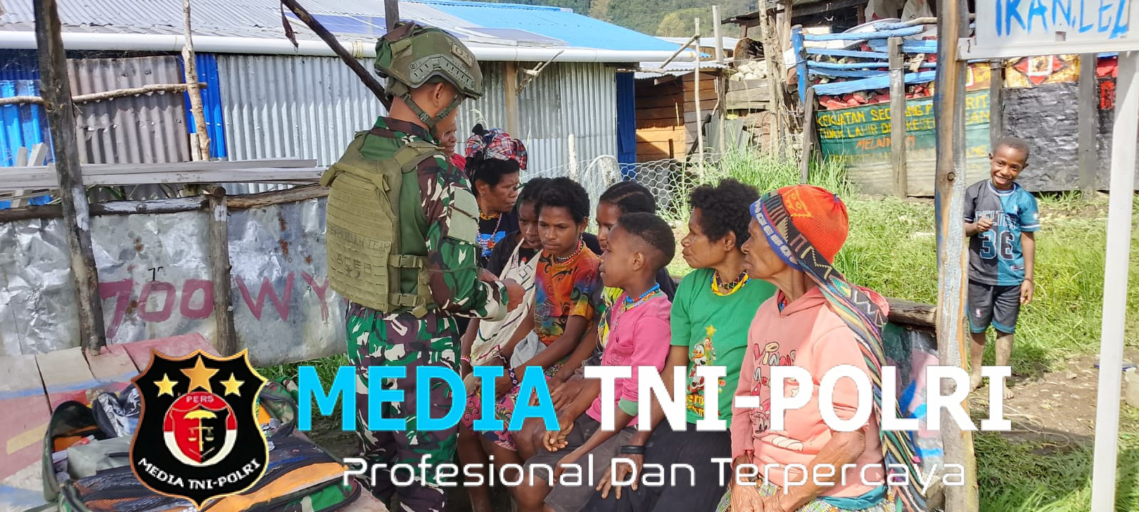Satgas TNI Tak Hanya Jaga Keamanan, TNI Juga Jadi Pelipur Lara Bagi Mama-Mama Papua