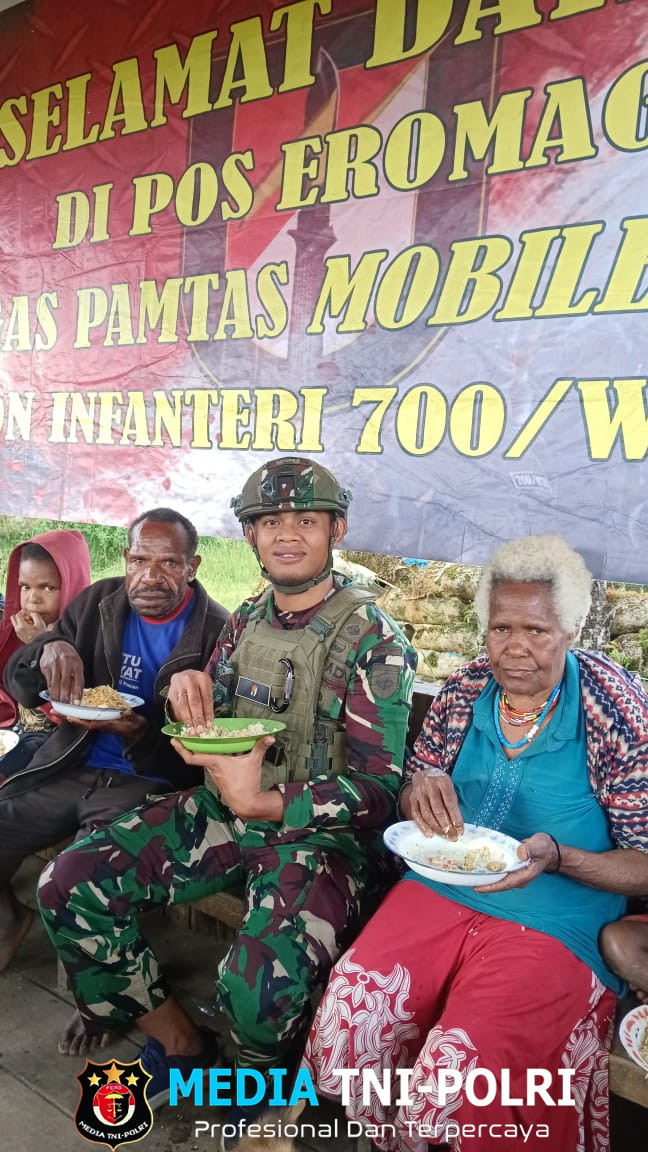 Hangatnya Ibadah Bersama TNI dan Warga di Pedalaman Papua Satukan Hati di Pos Eromaga