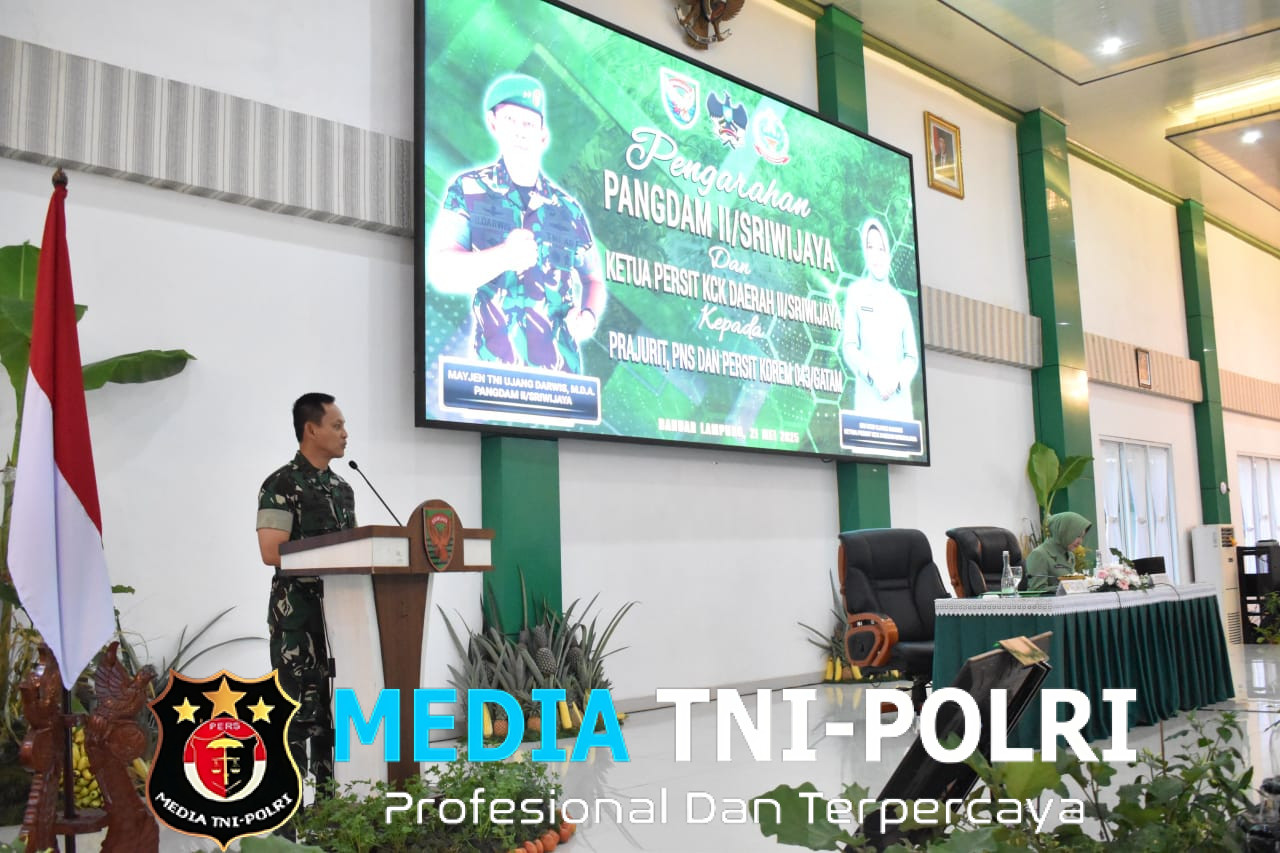 Kunjungi Korem 043/Gatam, Pangdam II/Sriwijaya Berikan Arahan kepada Prajurit, PNS, dan Persit