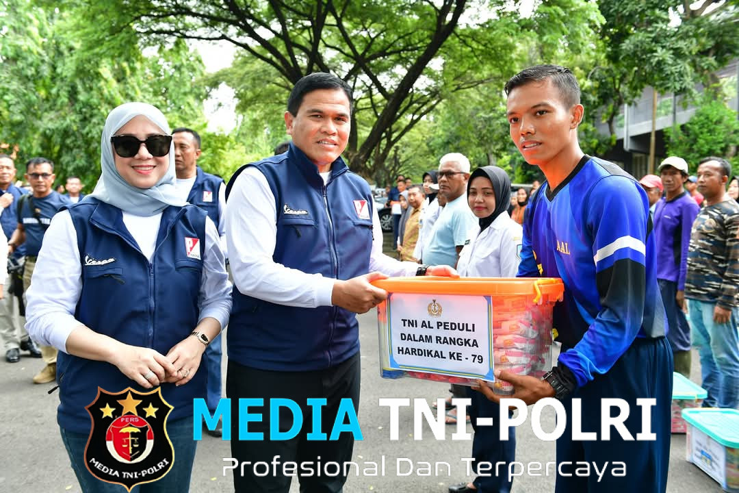 Dankormar Dampingi Kasal dalam Bakti Sosial, “TNI AL Hadir untuk Rakyat”