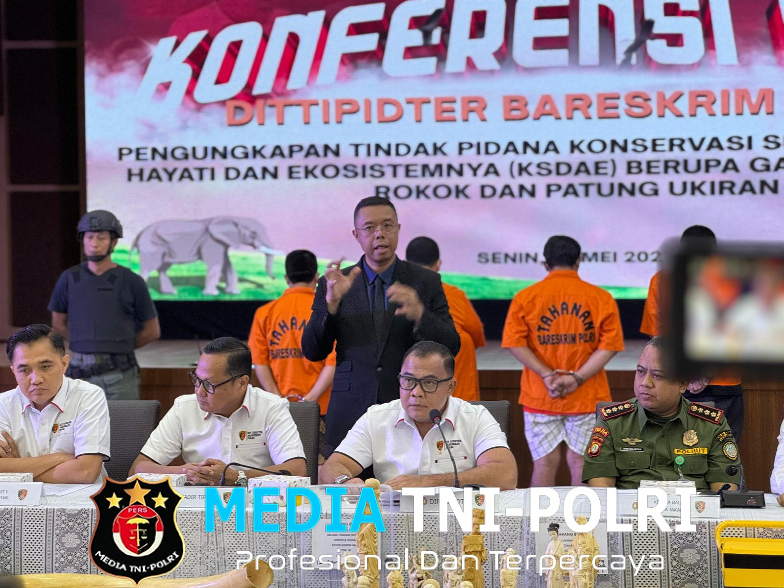 Dittipidter Bareskrim Polri Ungkap Perdagangan Ilegal Gading Gajah di Sukabumi dan Jakarta