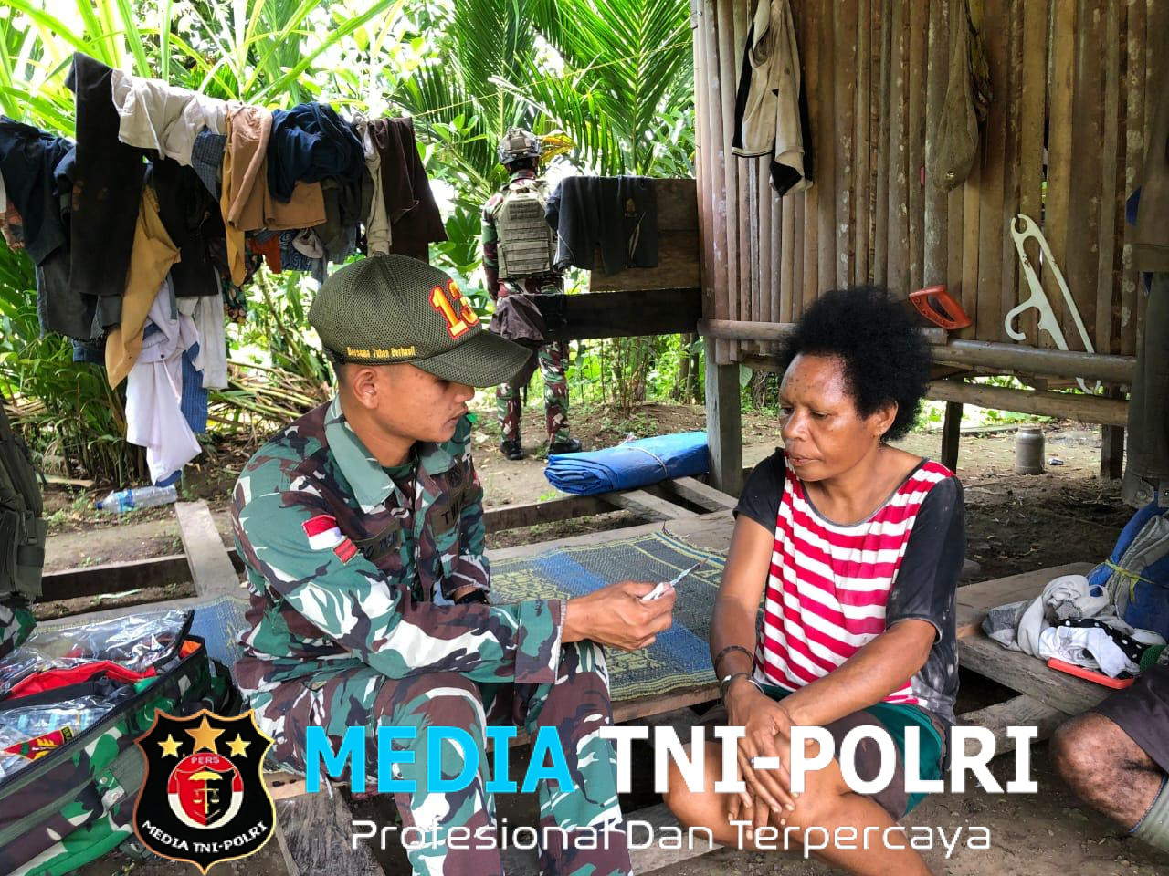 Satgas Yonif 131/Brajasakti Gelar Pelayanan Kesehatan Gratis di Perbatasan Papua