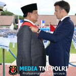 Presiden Macron Anugerahkan Grand Croix de la Legion d’Honneur kepada Presiden Prabowo